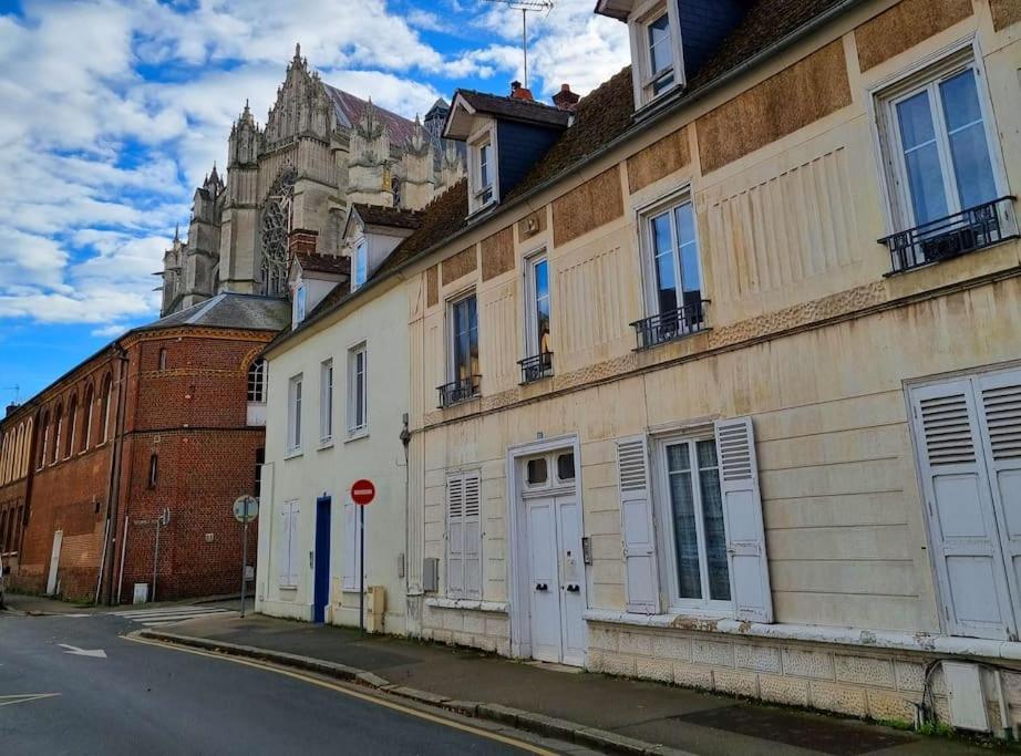 Apartament Le Studio De La Cathedrale Beauvais Zewnętrze zdjęcie